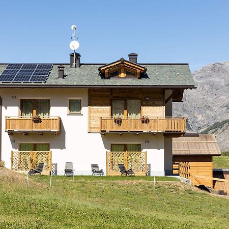 Pianeta Oro Chalet Allegra Livigno Esterno foto