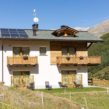 Pianeta Oro Chalet Allegra Livigno Esterno foto